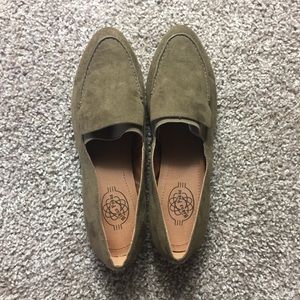Hokus Pokus Olive Loafers Sz 6